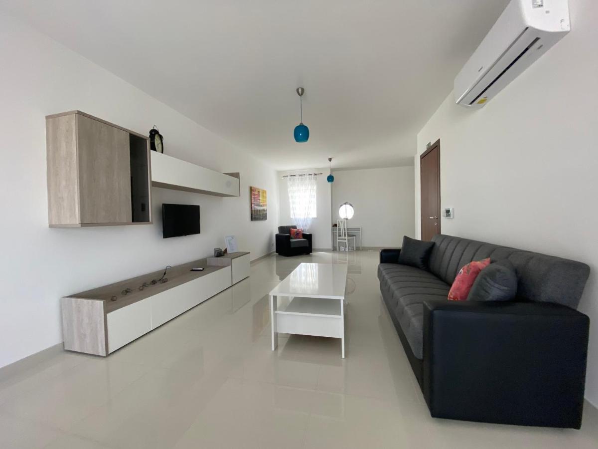Sunshine Apartments Mellieha - Modern Three Bedroom Apartment - Apt No 1 Экстерьер фото