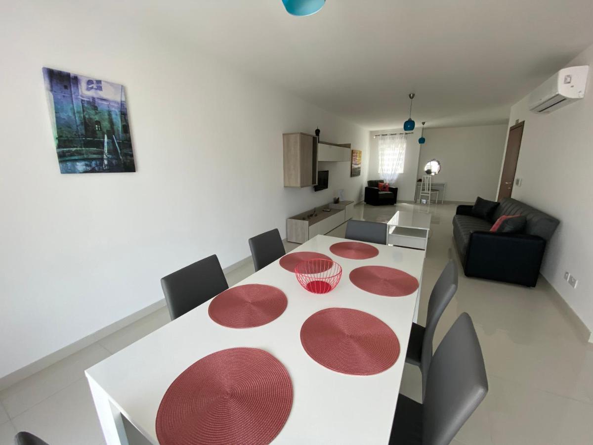 Sunshine Apartments Mellieha - Modern Three Bedroom Apartment - Apt No 1 Экстерьер фото